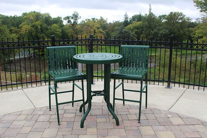 patio tables and chairs