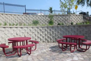 round picnic tables