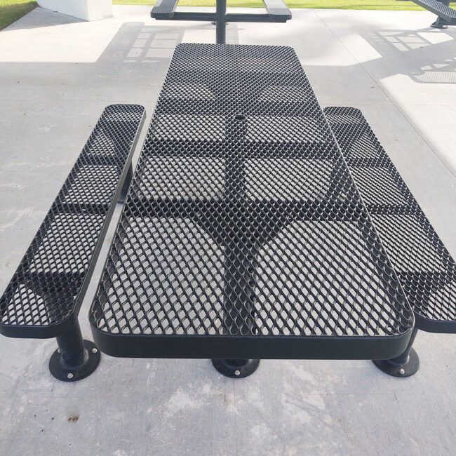wheelchair accessible durable metal picnic table