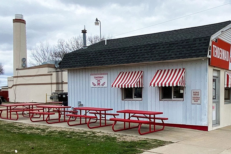 maintain HD picnic tables